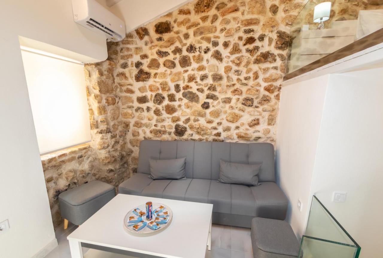 Appartement Stone House à Mantouki Extérieur photo